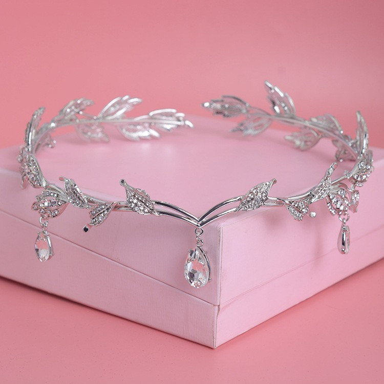 คริสตัลมงกุฎเจ้าสาวอุปกรณ์เสริ - Aerith Cosplay Prop บทวิจารณ์และราคา